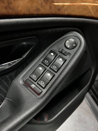 BMW SERIE 5 530i E39 MANUAL - M54b30