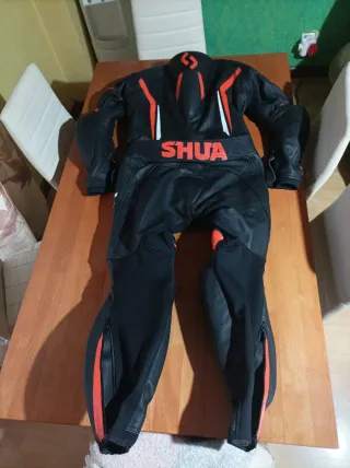 Mono de moto SHUA sin usar Talla M,l