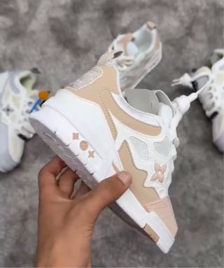 Zapatillas Louis Vuitton Beige y Blancas
