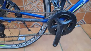 Bicicleta de carretera Decathlon azul