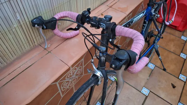 Bicicleta de carretera Decathlon azul