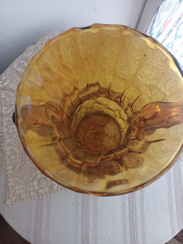 Jarrón de cristal ámbar con asas Gordiola