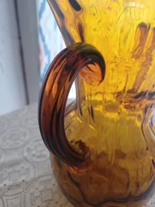 Jarrón de cristal ámbar con asas Gordiola