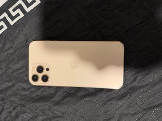 iPhone 12 Pro Max Dorado