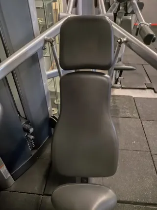 Máquina Press Hombro Life Fitness