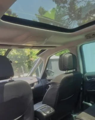 Opel Zafira Tourer 2016