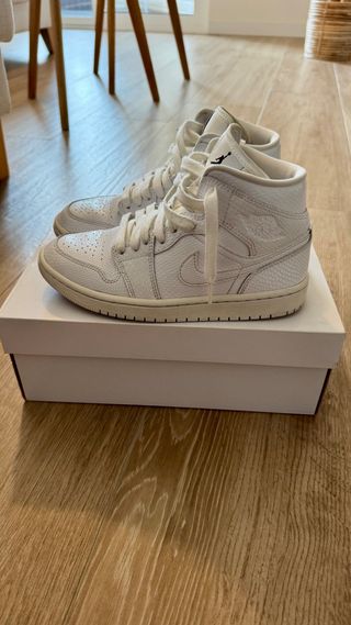 Air Jordan 1 Mid Blancas Botín
