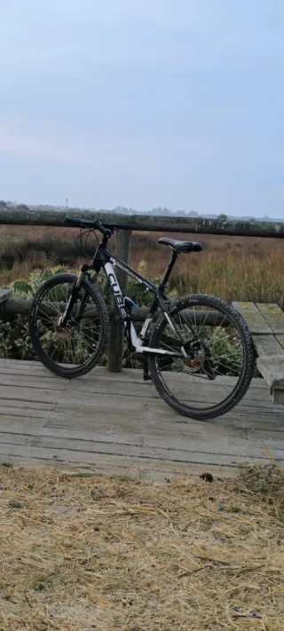 Bicicleta de Montaña Cube Attention