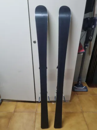 Botas de esquí Head 269mm y Esquis Elan 130mm