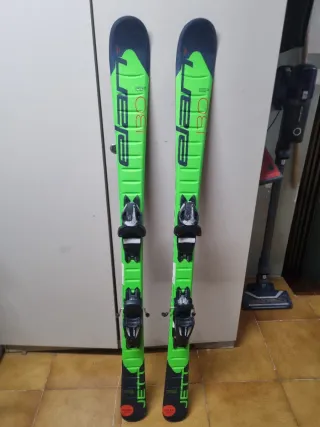 Botas de esquí Head 269mm y Esquis Elan 130mm