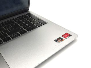 E1801595-0 Portátil Dell Inspiron 15 3515