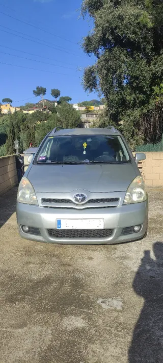 Toyota Verso 2006