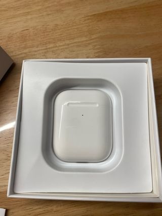 Airpods con estuche de carga inalámbrica