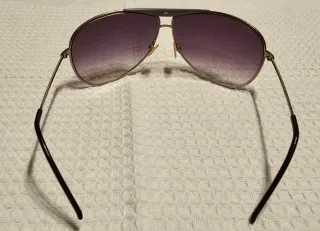 Gafas de sol Giorgio Armani doradas y moradas
