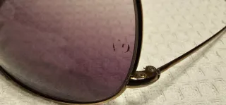 Gafas de sol Giorgio Armani doradas y moradas