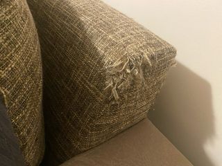 Sofá cama con chaise longue.