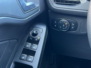 Ford Focus 2023 ST Line 125CV...13.000km!!!