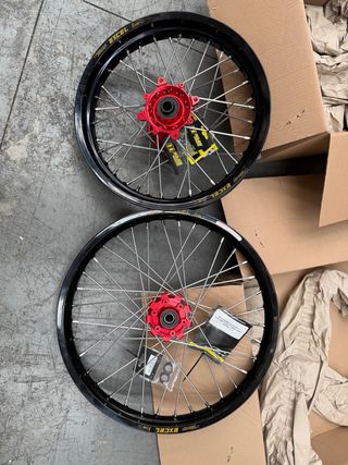 Llantas NUEVAS Off Road Honda Africa Twin