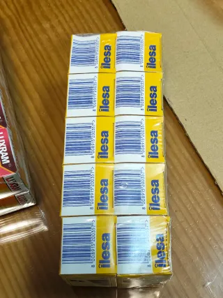 Lote 40 bombillas Luxram 25W rosca fina