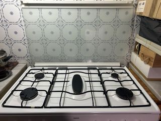 Cocina de gas Zanussi blanca 5 fuegos