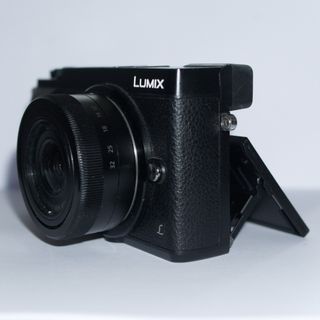 Panasonic Lumix GX80 + Objetivo 12-32mm de regalo