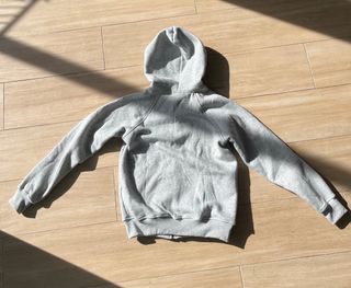 Sudadera Burberry gris con cremallera