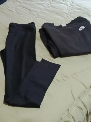 Conjunto Nike: Sudadera y Mallas Niña Talla M
