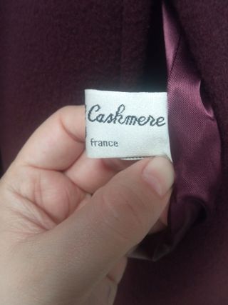 Elegante abrigo morado El Corte Inglés