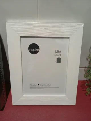 2 Marcos de fotos blancos y negros