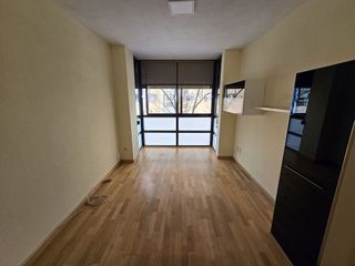 Piso en alquiler en Cuatro vientos en Madrid