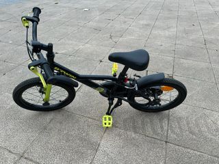 Bicicleta Infantil Btwin 500 Dark Hero