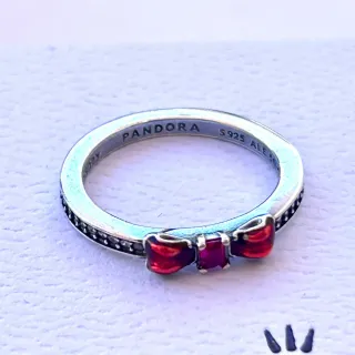 Anillo Lazo Rojo Blancanieves
