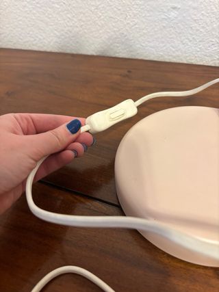 Flexo IKEA rosa metal y plástico