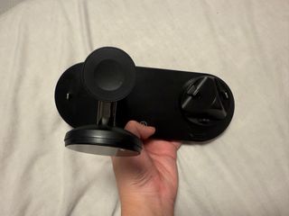 Estación de Carga 8 en 1 Negra