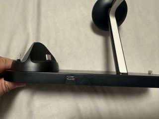 Estación de Carga 8 en 1 Negra