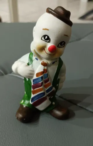 Statuina Clown in ceramica dipinto a mano