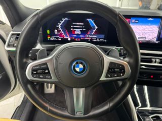 BMW Serie 3 330 e Touring M Sport