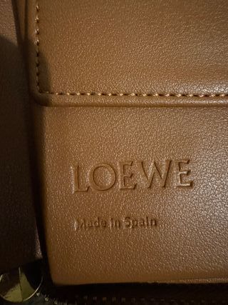 Cartera estilo Loewee Marrón