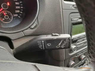 VOLKSWAGEN GOLF 1.6 TDI ADVANCE BLUEMOTION 105 CV