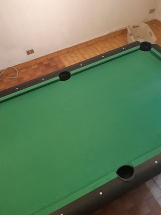 Tavolo da biliardo verde