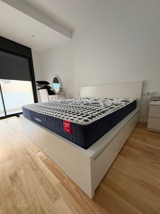 Cama IKEA MALM 180x200 + Colchón viscoelastic