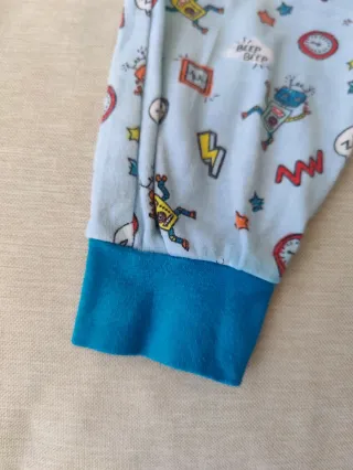 Lote 2 pijamas robots 6-12 meses azul y naranja