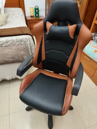 GRATIS Silla Gaming Negra y Marrón