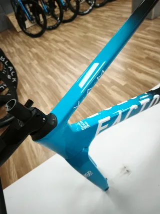 Factor Ostro VAM 2.0 Kit Cuadro