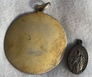 Lote Medallas Religiosas + Regalo