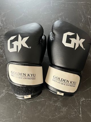Guantes de Boxeo Golden Kyu Negros
