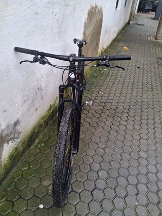 Bicicleta MMR Kendo 29 Negra/Roja