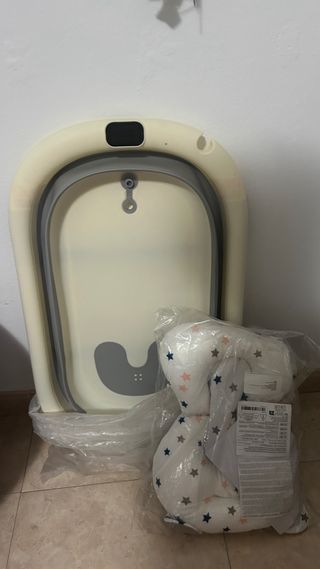 Bañera plegable de bebé + cojín estrellas