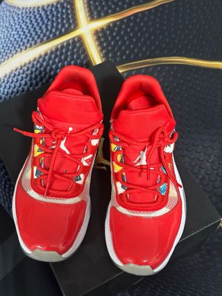 Zapatillas Jordan 11 CMFT Low