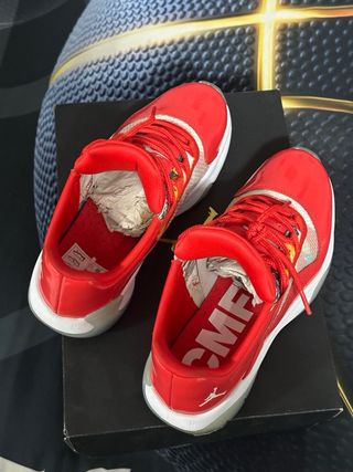 Zapatillas Jordan 11 CMFT Low